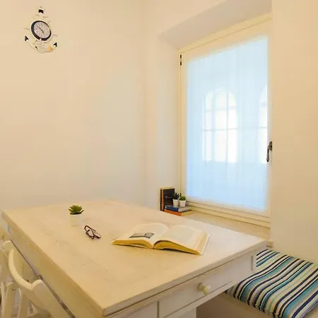 -40%off & Freewifi The Sailor